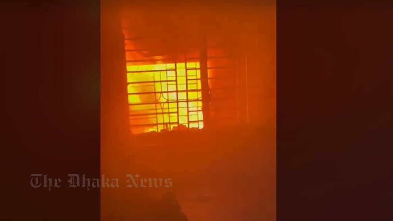 Fire at Kadamtali High-Rise, 11 People Rescued