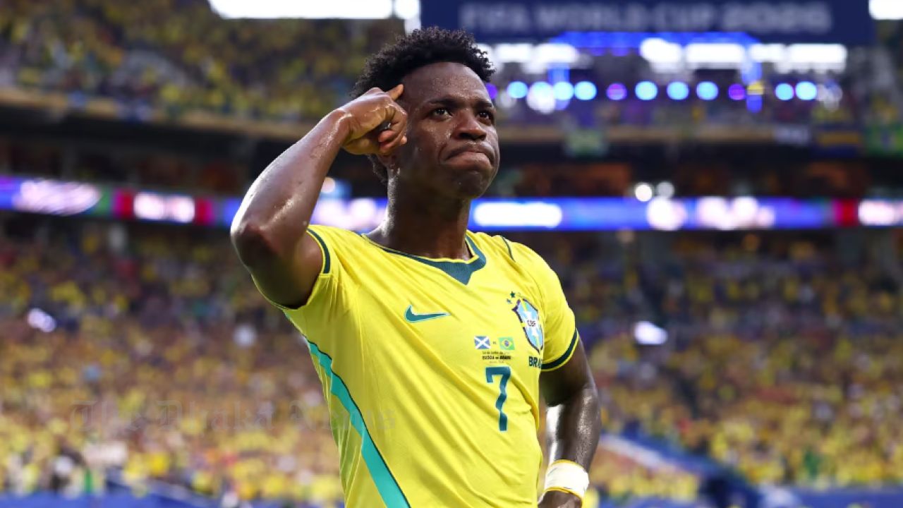Brazil defeat Scotland to take top spot